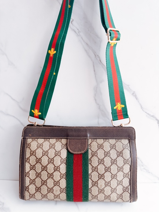 Gucci Handbags - GUCCI GG Sherry line crossbody bag ❤️💚